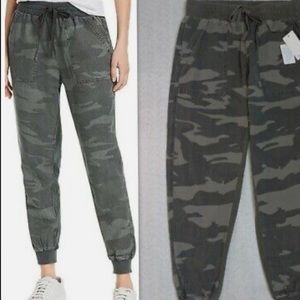 SPLENDID Rayon Camo Print Drawstring Jogger Pants w/pockets Size Small